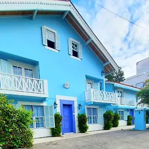 Casarones Inn